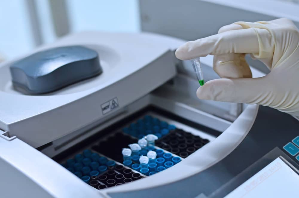En los laboratorios veterinarios se hacen pruebas de confirmación de enfermedades de declaración obligatoria.
